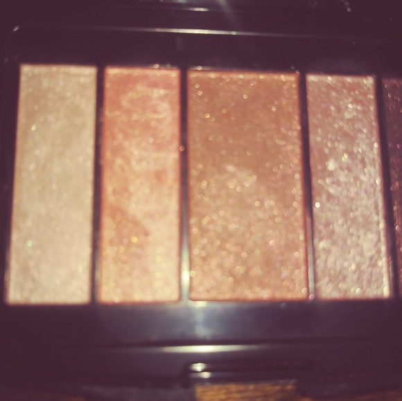 Lancome Glow Glam palettes - Picture 7 of 7